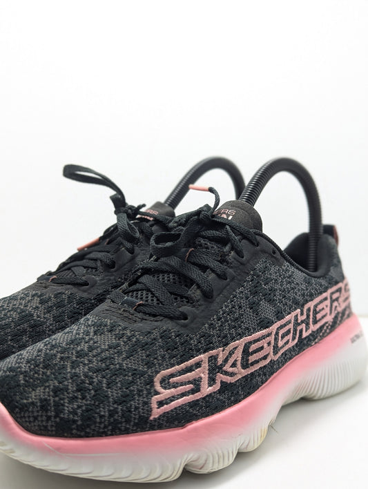 Skechers Ultra Go