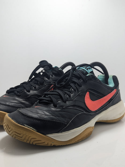 Nike Court Lite