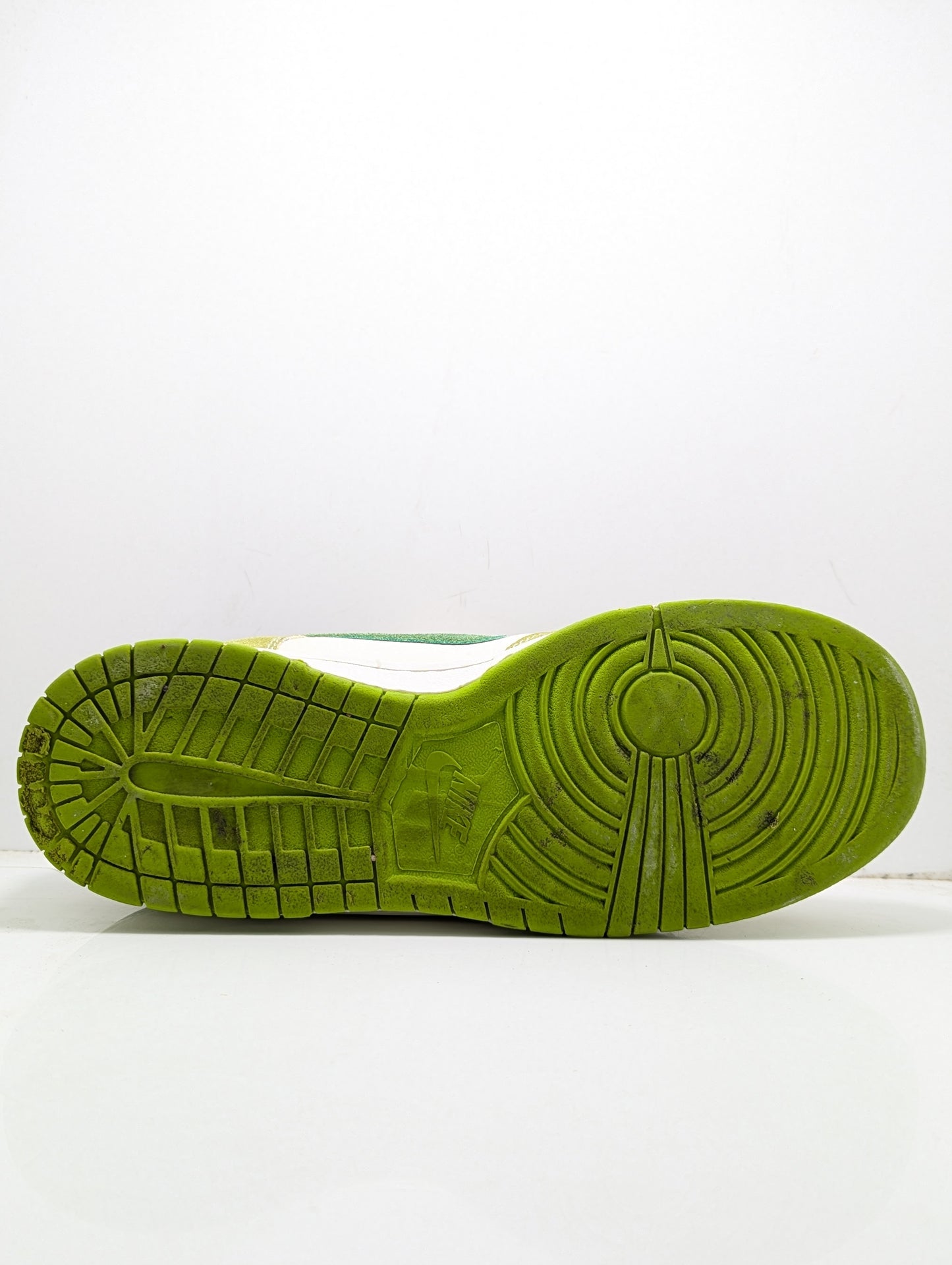 Nike SB DUNK LOW PRO