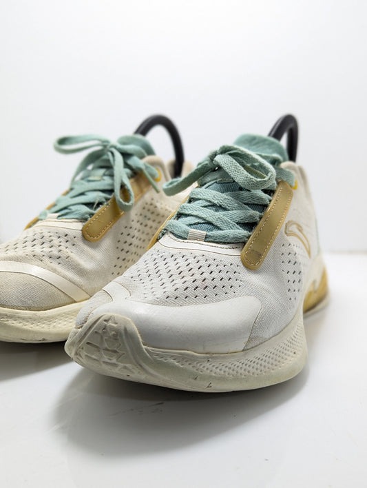 Fashion X Anta White