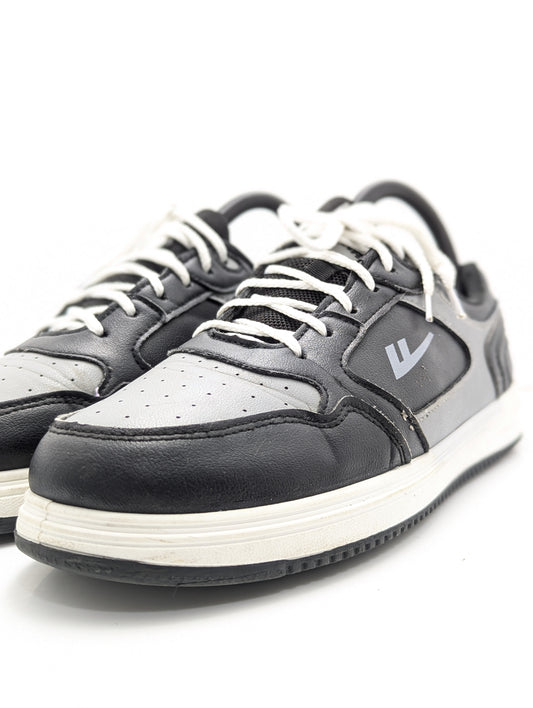 Warrior Black Sneaker