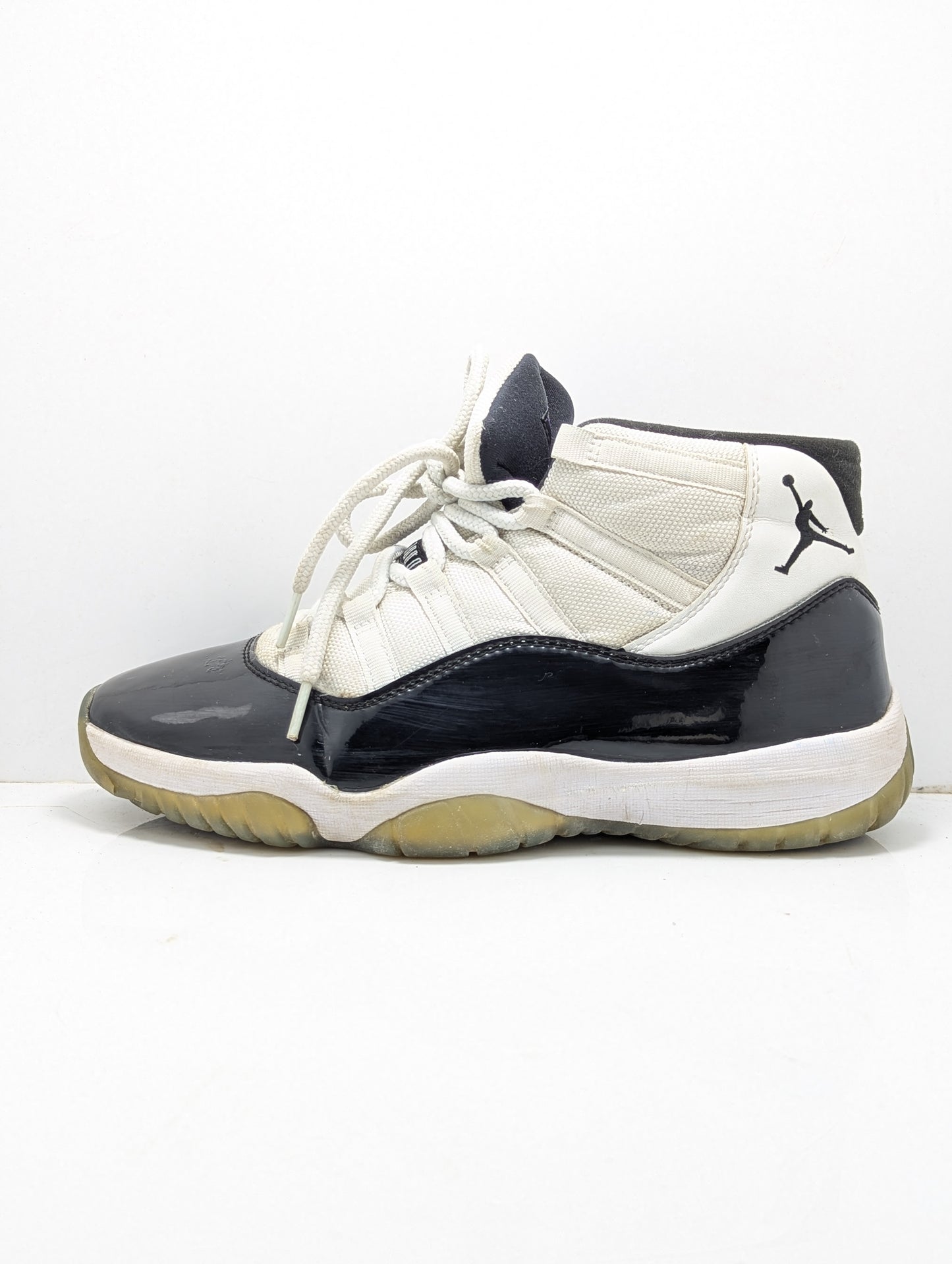 Nike Air Jordan 11 Retro Bred