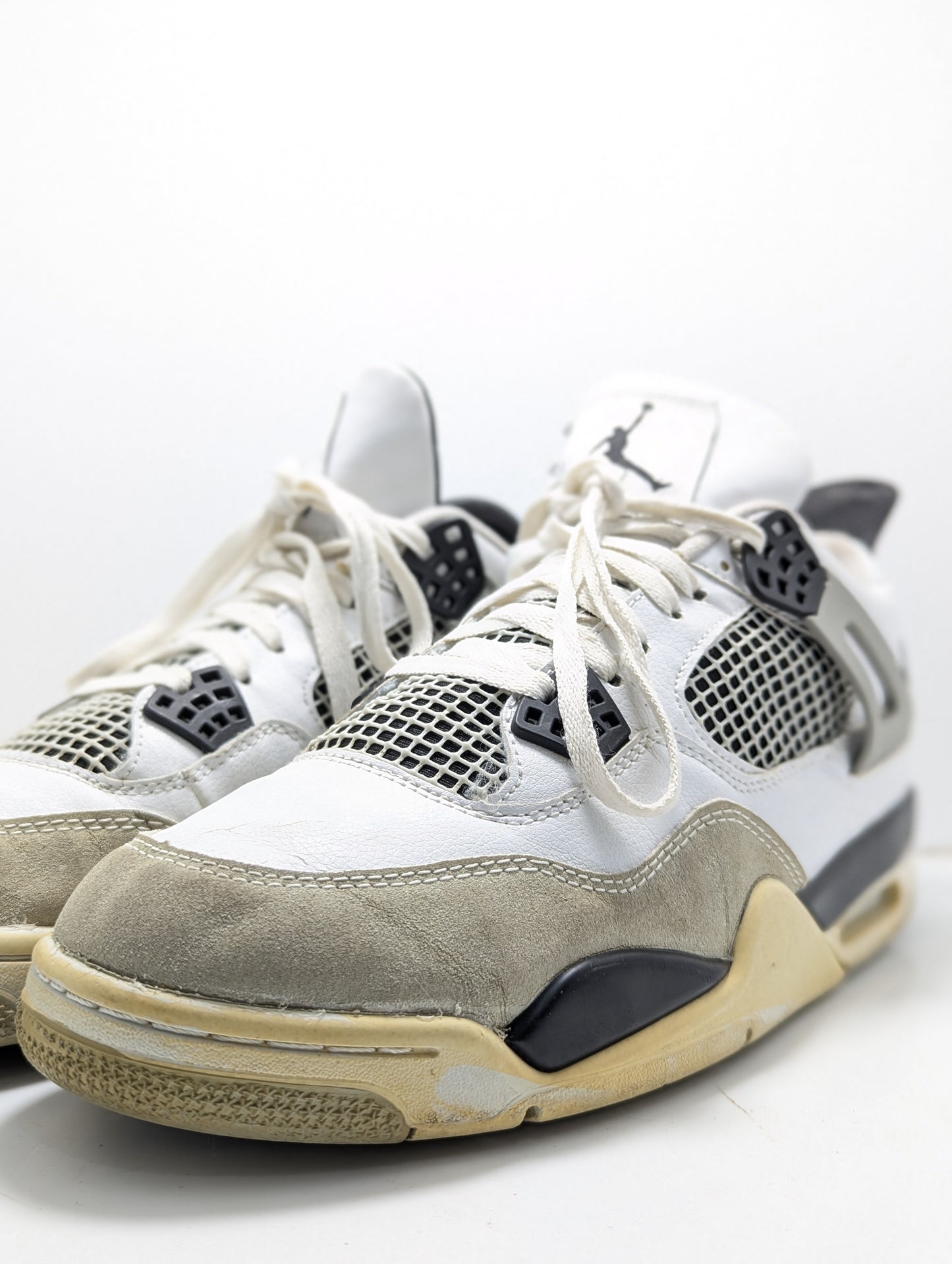 Nike  Air Jordan  White