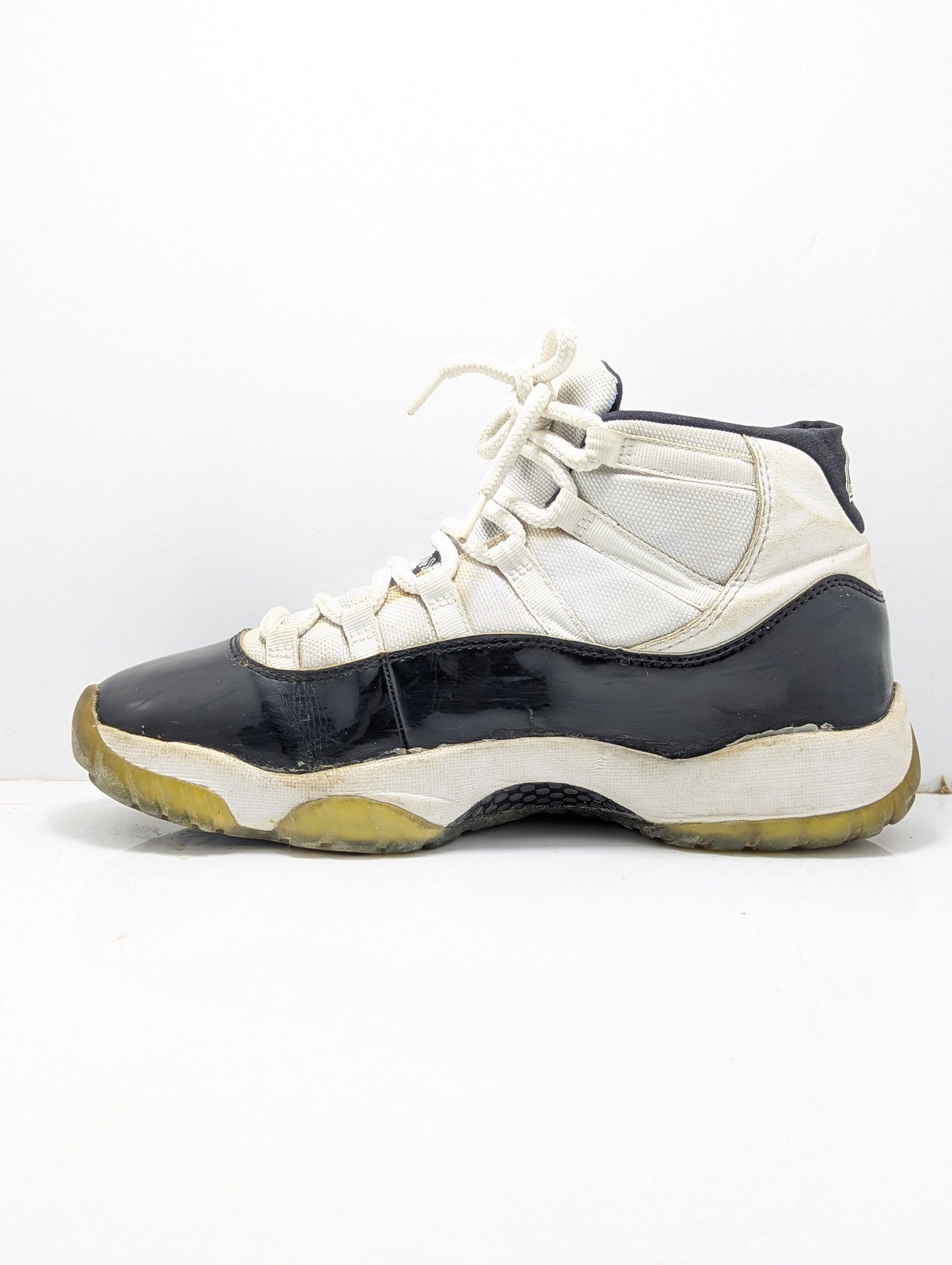 Nike Air Jordan 11 Retro Bred