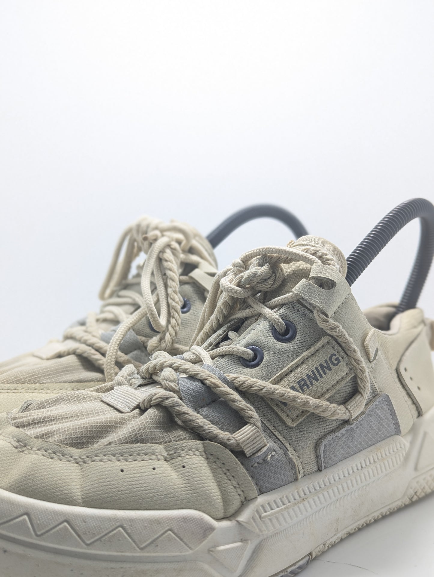 Fashion Warning White