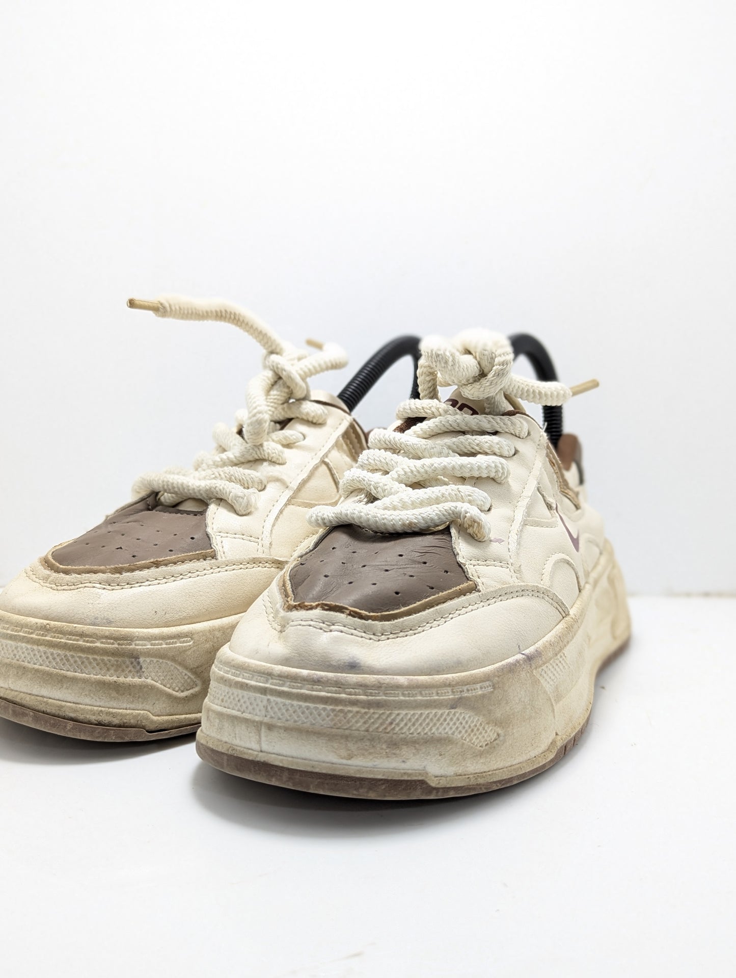 Fashion White Runner Up