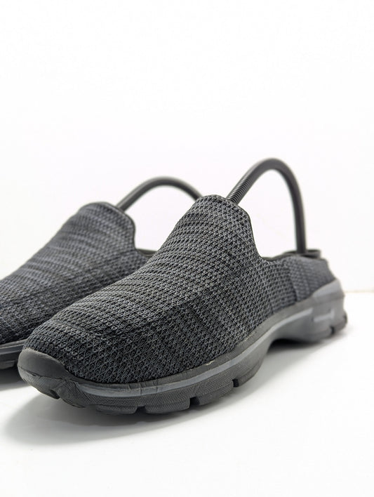 Zot Black