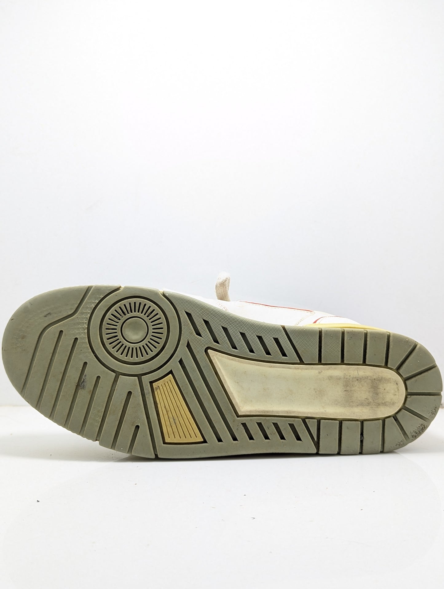 Fashion Forcast White