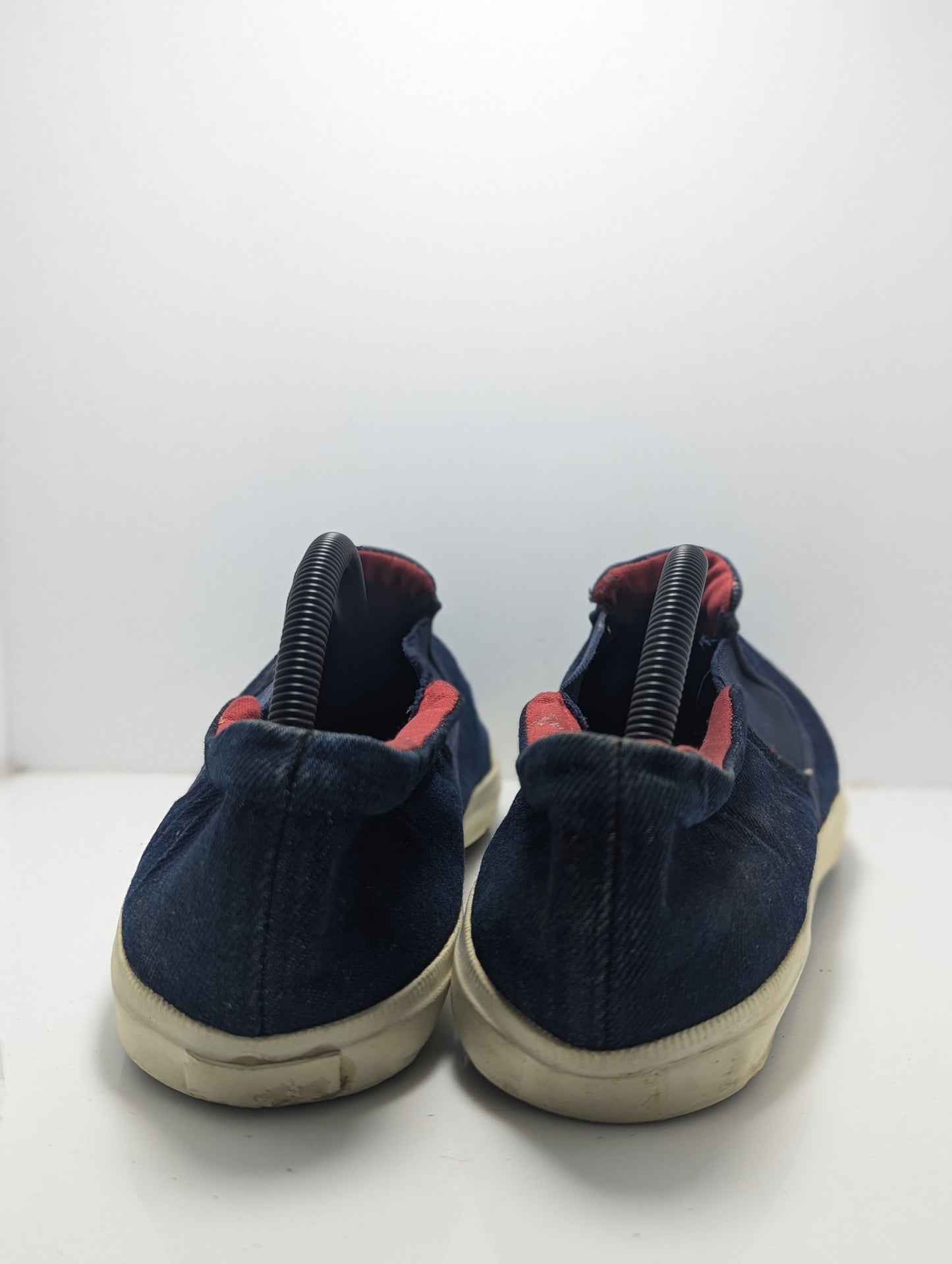 Fahsion Blue Whale Running